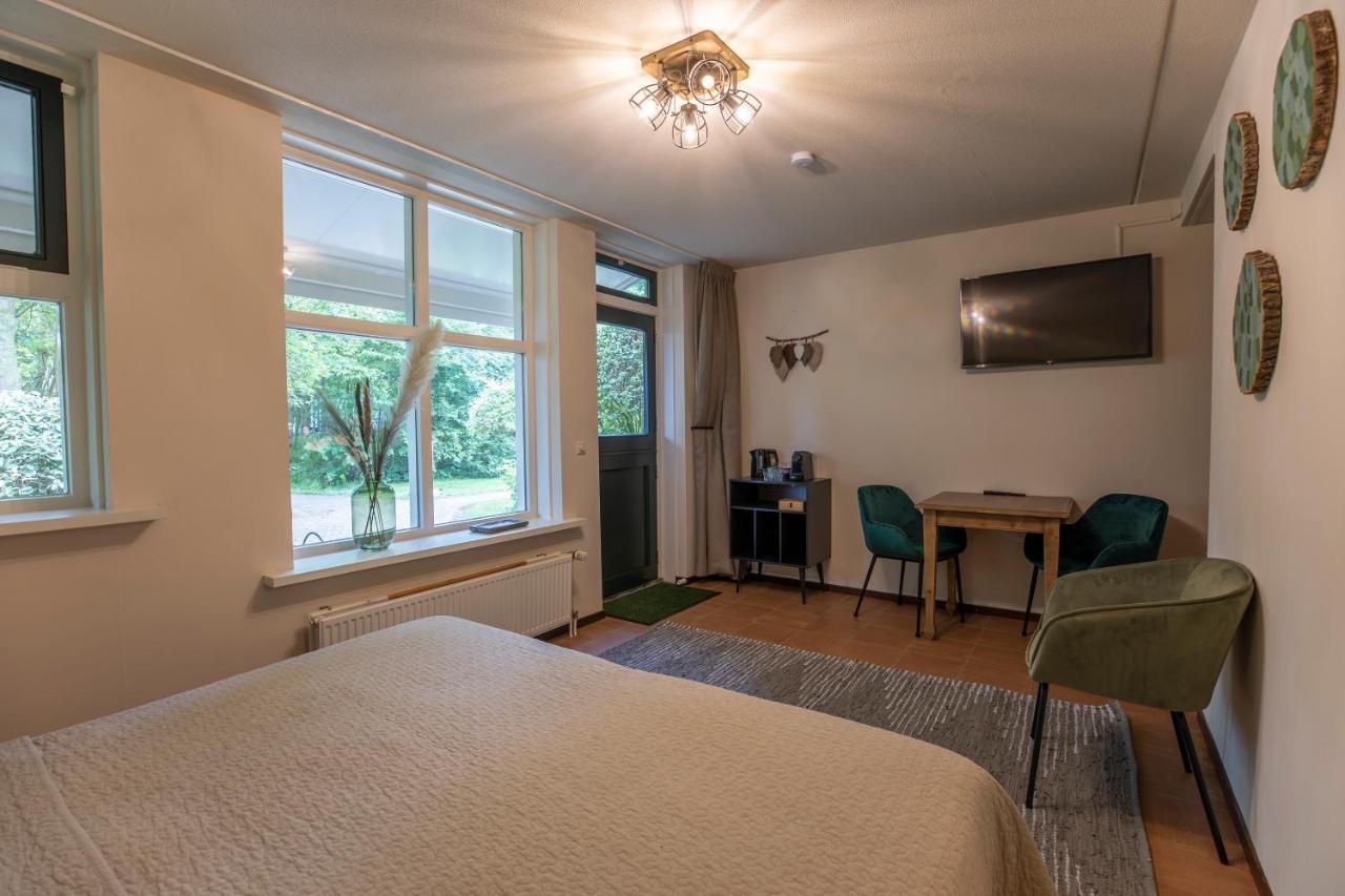Bed & Bos De 14 Sterren Hotel Den Burg Kültér fotó